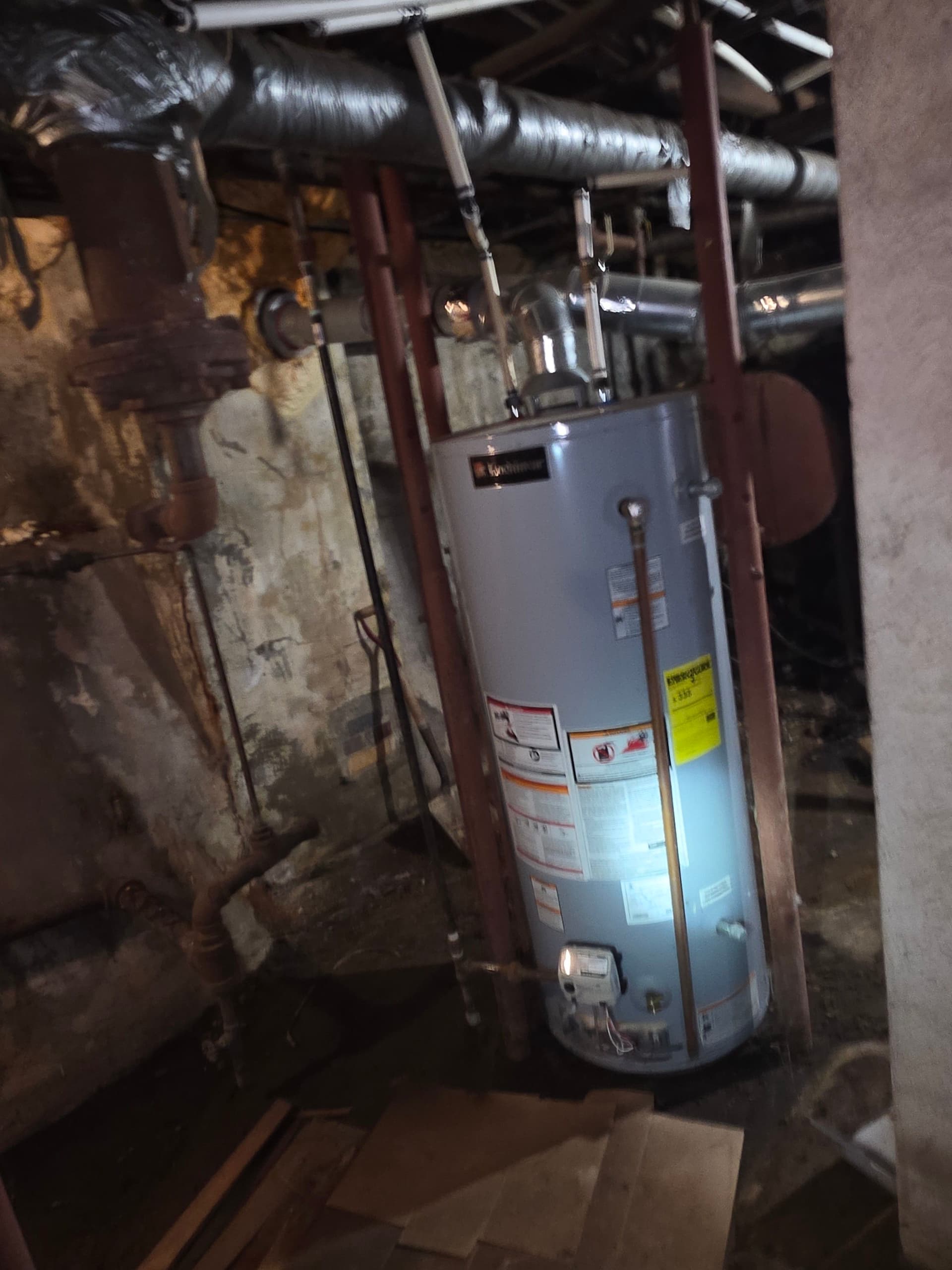 Gallery photos for Flood-Damaged Water Heater Replaced with AO Smith 40-Gallon Unit: Image #2