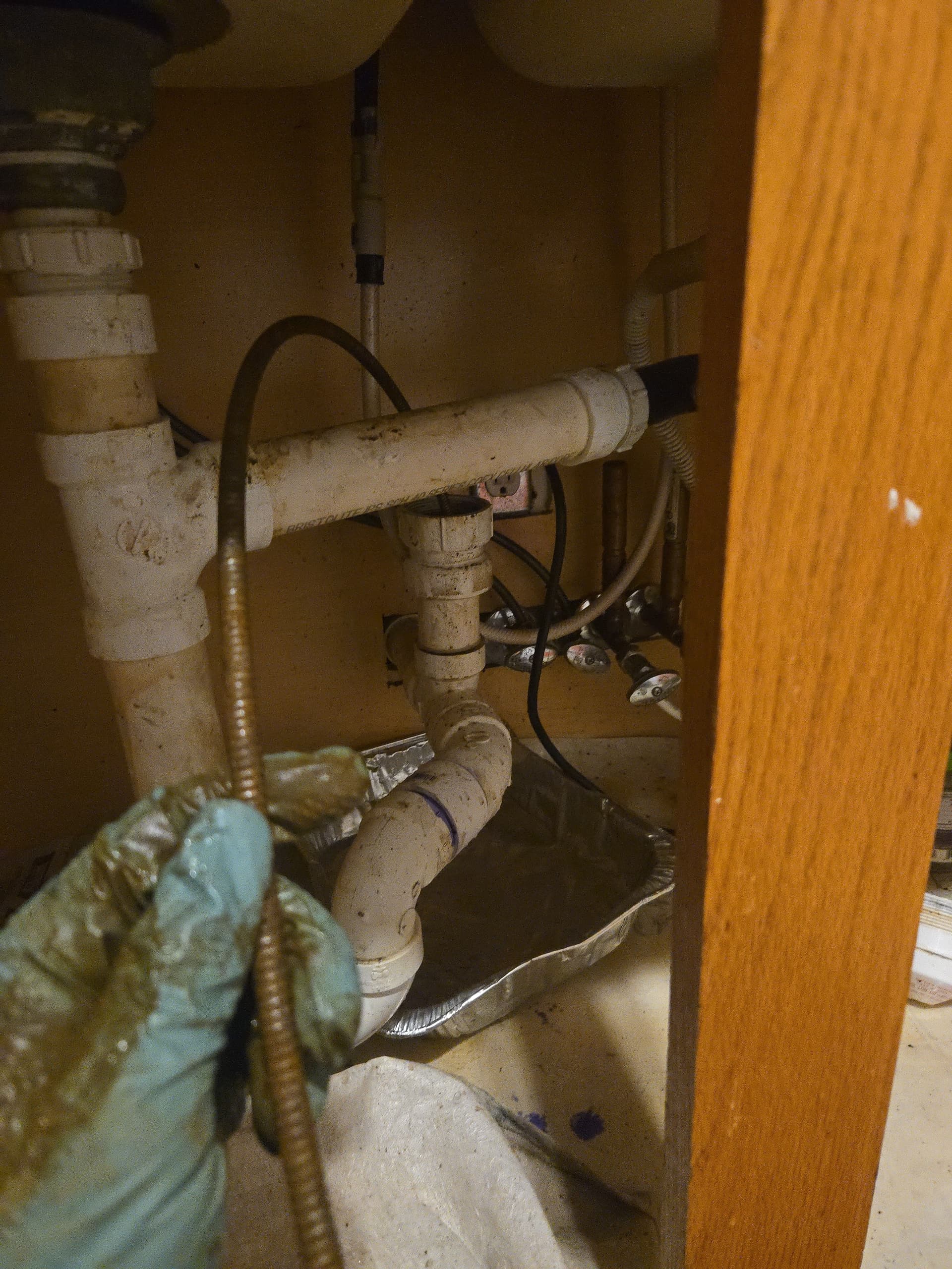 Gallery photos for Stubborn Kitchen Sink Clog Cleared and Draining Again: Image #1