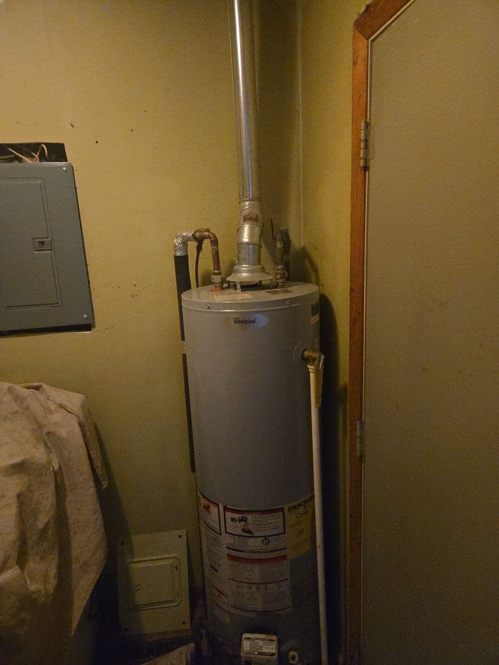 Gallery photos for 30-Gallon Gas Water Heater Replacement in Saginaw with New Copper Lines: Image #10