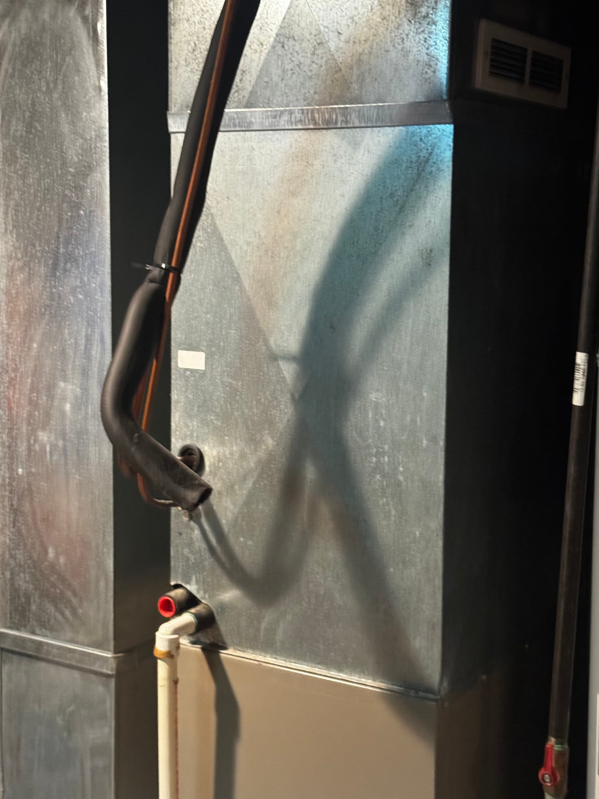 Gallery photos for 30-Year-Old AC Replaced With a Coleman 13.2 SEER Unit: Image #3